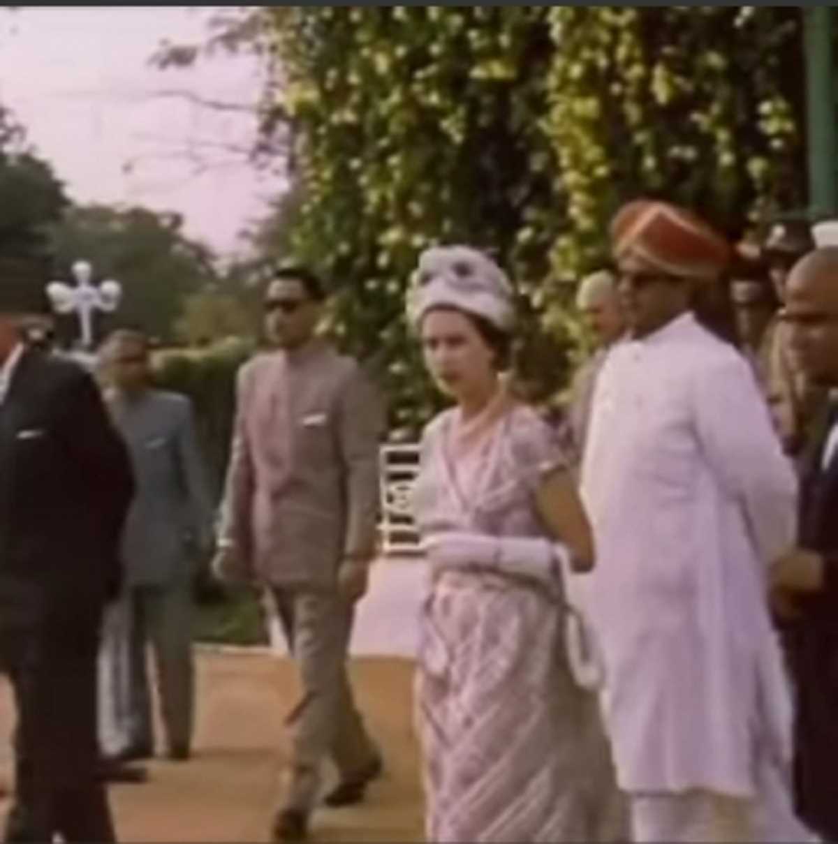 मैसूर के राजकुमार को युवा महारानी एलिजाबेथ की बेंगलुरू यात्रा याद आई मैसूर के राजकुमार को युवा महारानी एलिजाबेथ की बेंगलुरू यात्रा याद आई